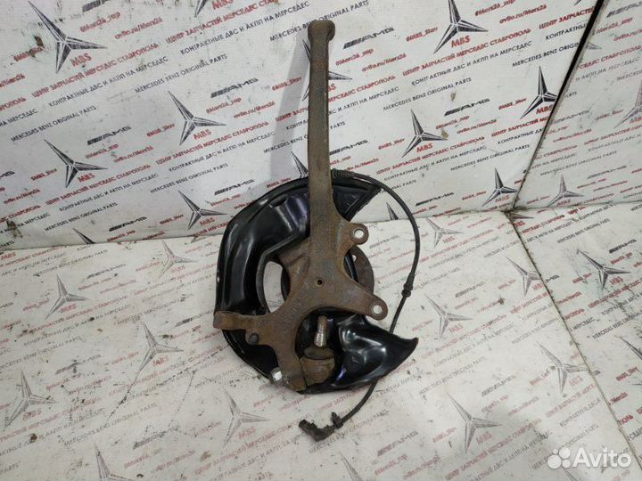Кулак передний левый Mercedes W210 2wd