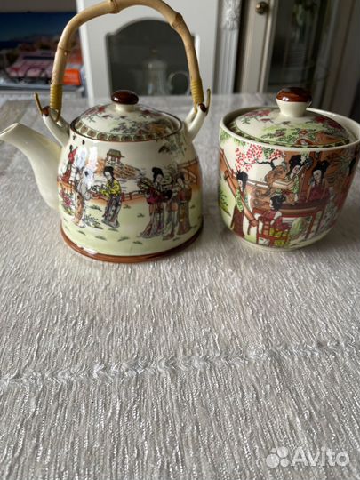 Заварочный чайник и сахарница pissole