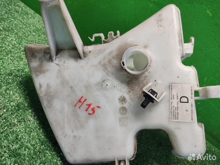 Бачок омывателя Toyota Auris E150 2009
