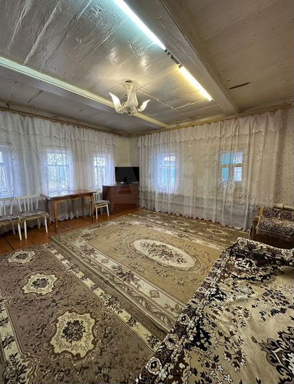 Дом 100 м² на участке 5 сот.