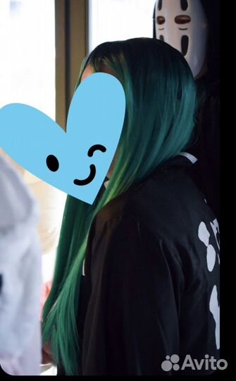 Парик черно-зеленый