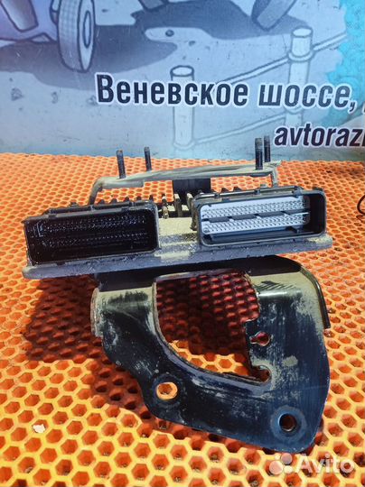 Блок управления двигателем Kia Quoris