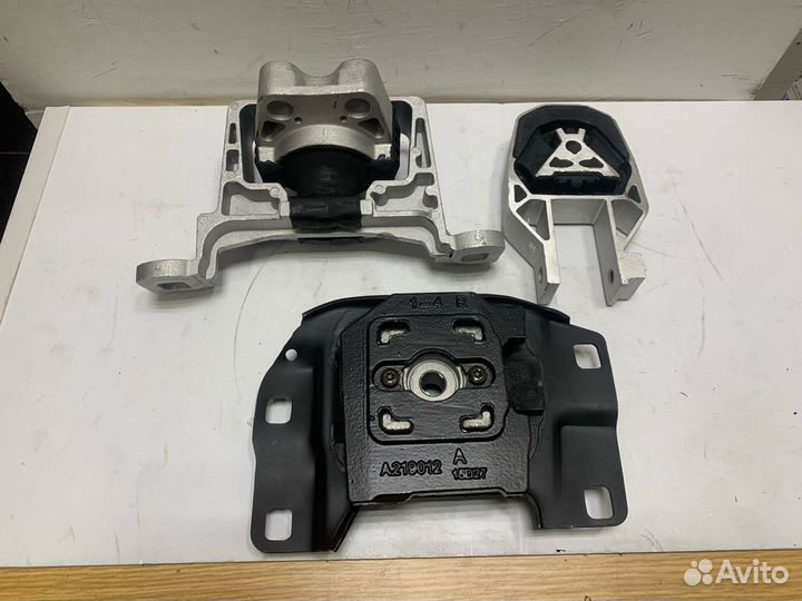 Опора двигателя Ford Focus III/C-max V1.4-1.6 (ком