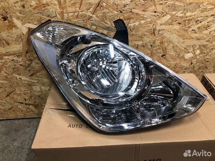 Фара Hyundai Starex с 2008 года