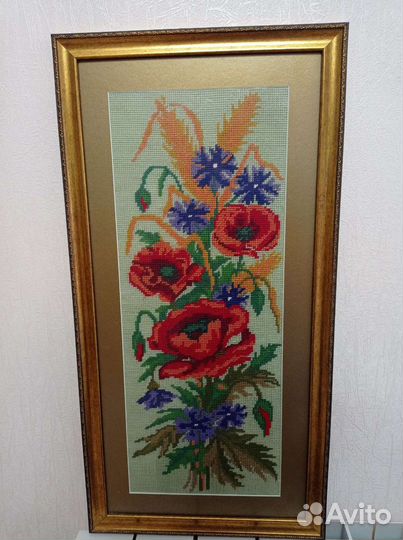 Картина вышитая