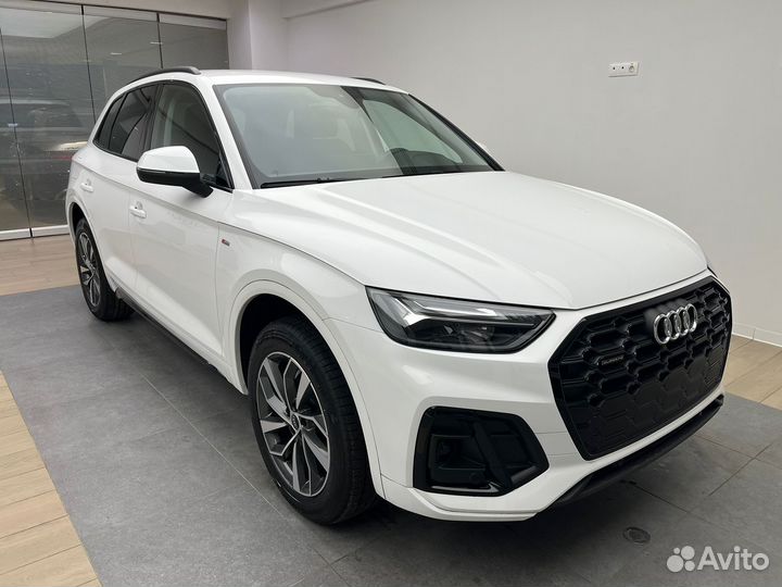 Audi Q5 3.0 AT, 2023