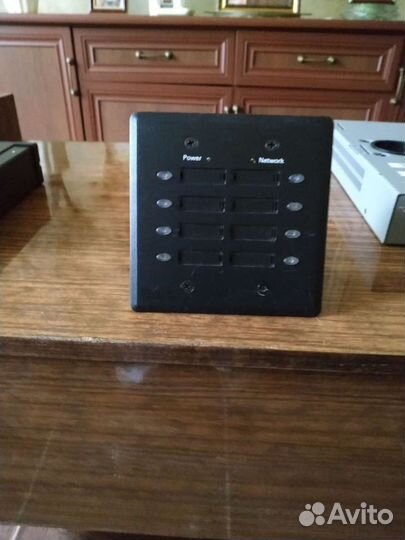 8-кнопочный настенный контроллер