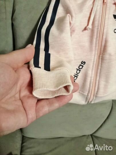 Спортивный костюм adidas для девочек