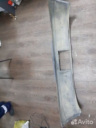 Бампер задний Toyota Starlet