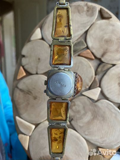 Часы наручные женские механические Чайка