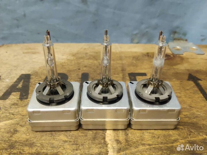 Лампа ксенон D1S BMW E90