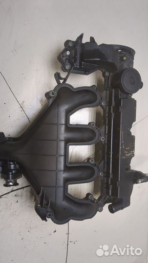 Коллектор впускной Peugeot 407, 2004