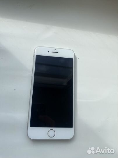 iPhone 6S, 16 ГБ