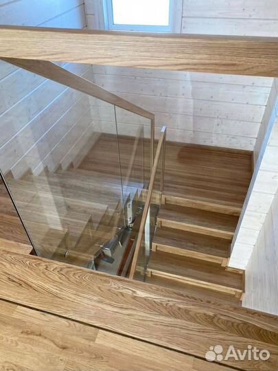 Стеклянные перила для лестниц