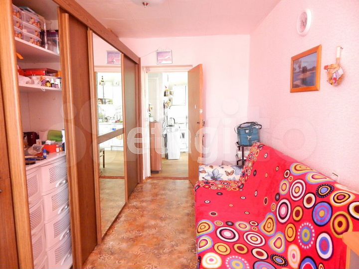 Комната 12,6 м² в 3-к., 6/6 эт.