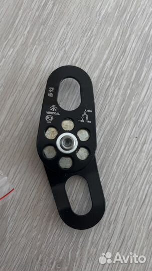 Блок ролик стальной vertical