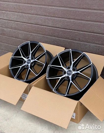 Диски литые V-FS49 R18 5x114.3 Black Machined