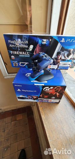 Зарядка, док станция для геймпадов PS4