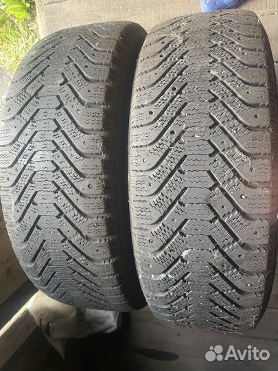 Goodyear Ultra Grip HP 235/65 R17