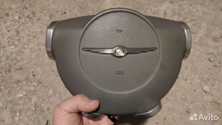 Подушка безопасности рулевая Chrysler Crossfire