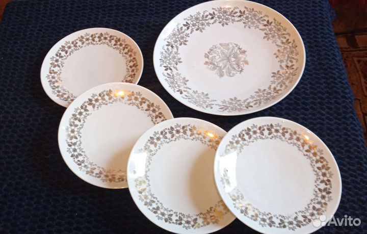 Блюдо+4 тарелки фарфор Bavaria Германия винтаж