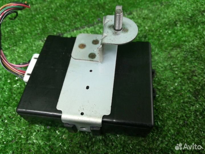 Блок управления парктрониками Honda Accord 8 8638A