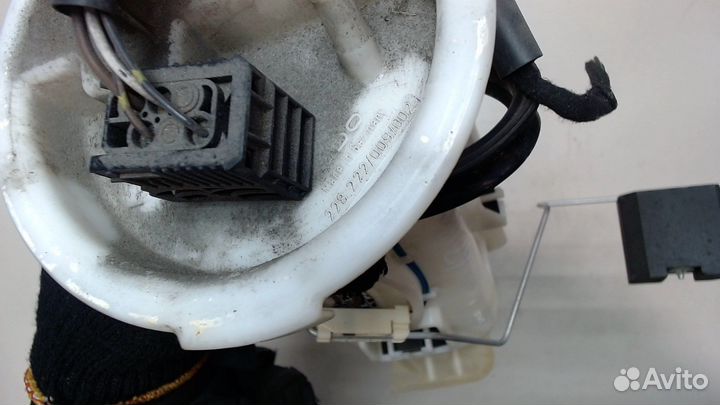 Насос топливный электрический BMW 3 E46, 2003