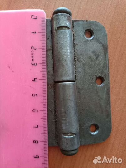 Петли для дверей