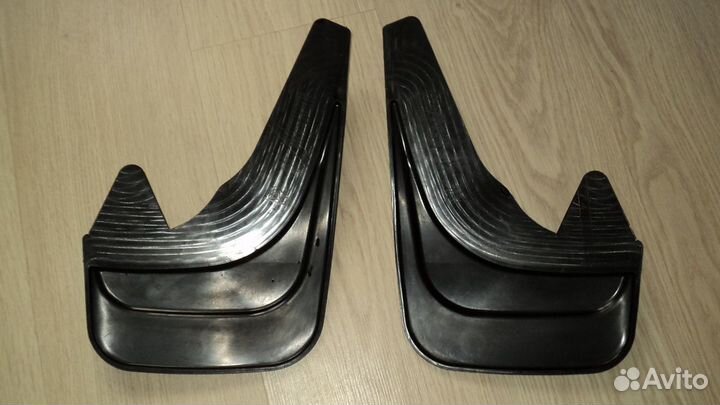 Брыговики задние универсальные