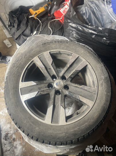 Резина с дисками зимняя R 16