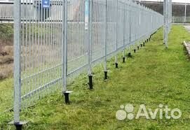 Винтовые и жб сваи под забор из проф. листа