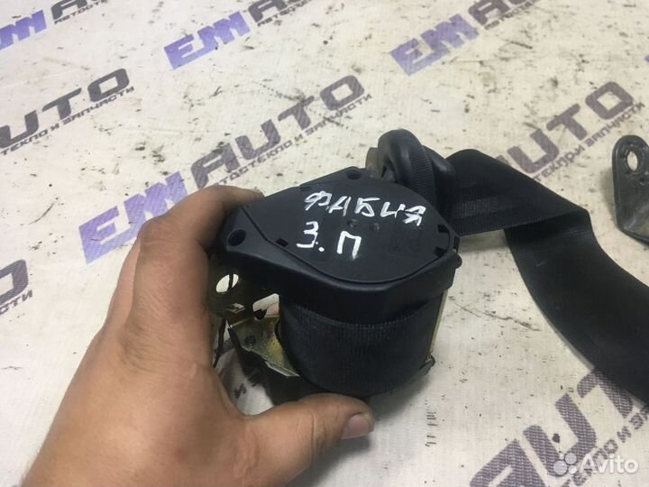 Ремень безопасности задний правый Шкода Фабия