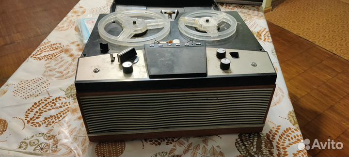 Бобинный ленточный проигрыватель Астра 4