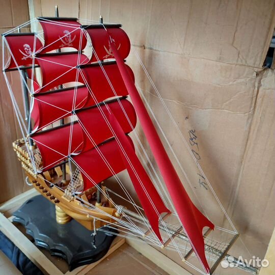 Модель корабля