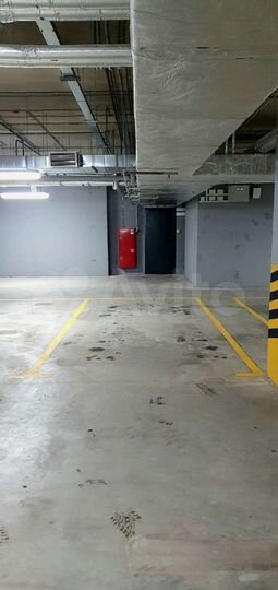 Машиноместо, 14 м²