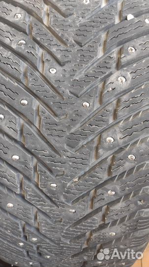 Nokian Tyres Hakkapeliitta 8 225/50 R17