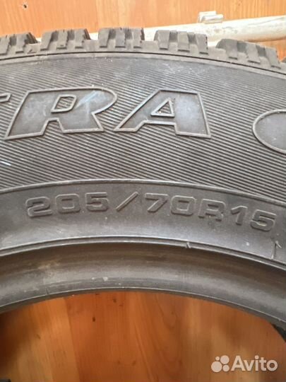 Goodyear UltraGrip 500 205/70 R15 96T