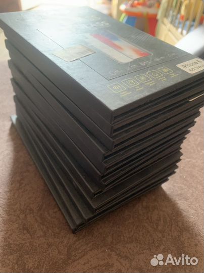 Защитное стекло на iPhone