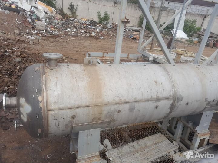 Емкость из нержавейки 1.7куб.м