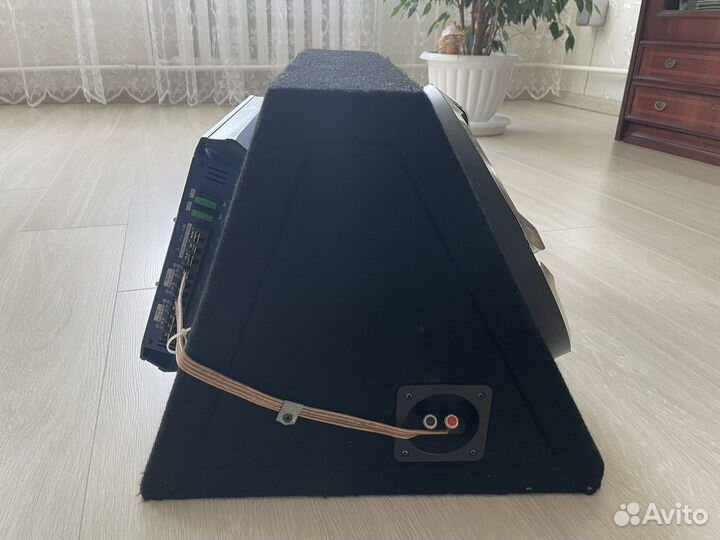 Сабвуфер Supra с усилителем Blaupunkt GTA470