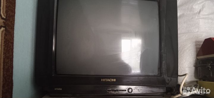 Телевизор hitachi б/у