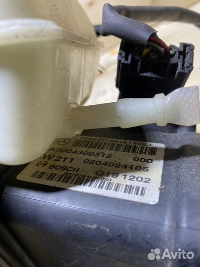 Главный тормозной цилиндр Mercedes W211 V24