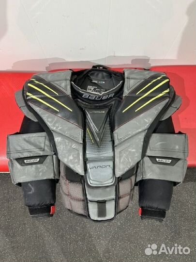 Вратарский нагрудник Bauer Vapor Hyperlite Sr S