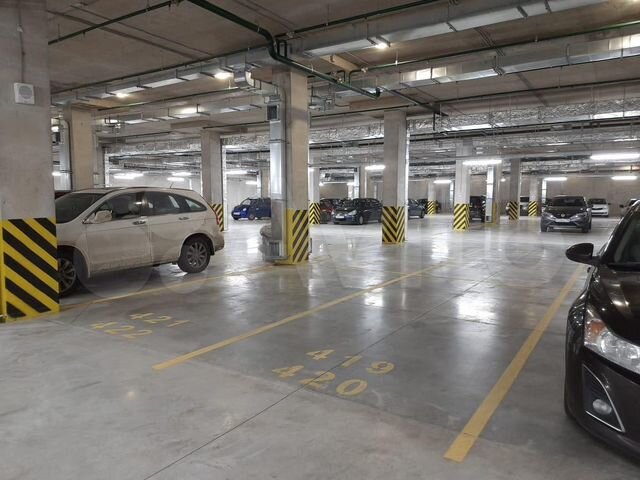 Машиноместо, 14 м²