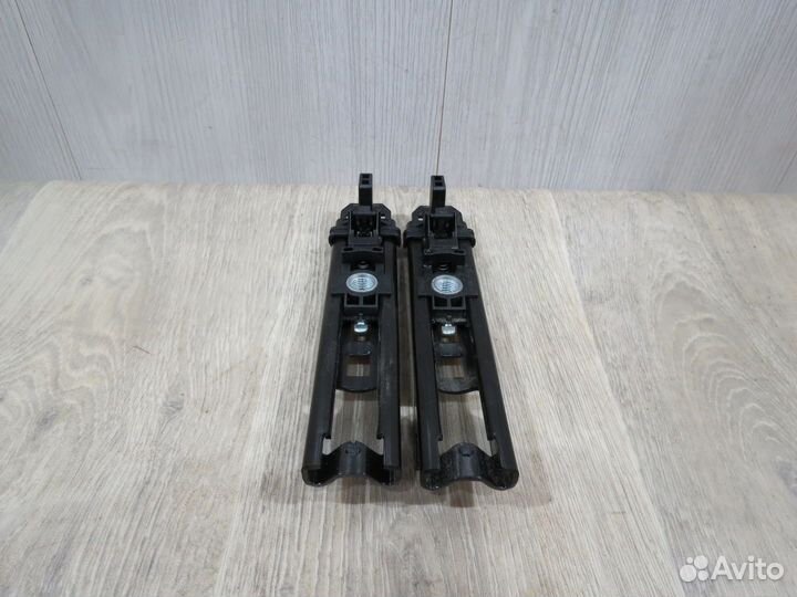 Механизм регулировки ремня Volkswagen Polo