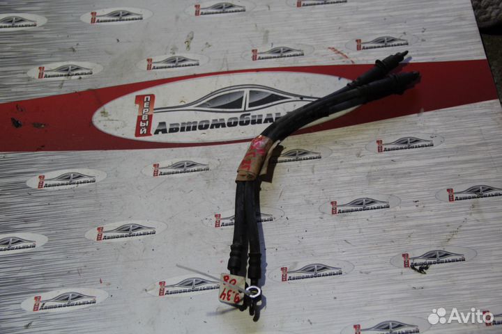 Тормозной шланг зад c Toyota Crown Majesta UZS171