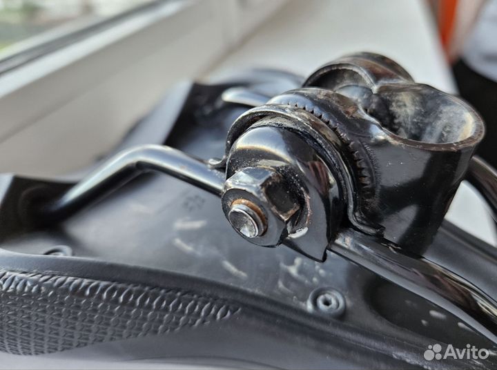 Седло для велосипеда Trinx