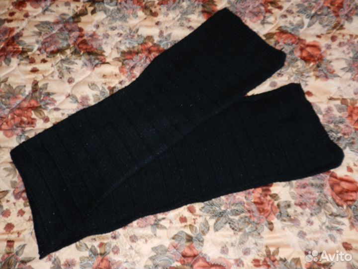 Платки головные, шаль пуховая, шарфы