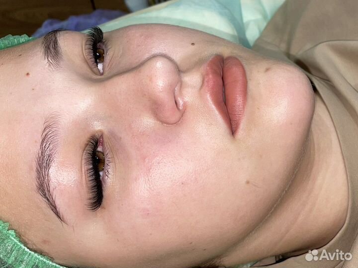 Наращивание ресниц