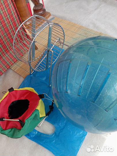 Вещи для хомяка или мышки